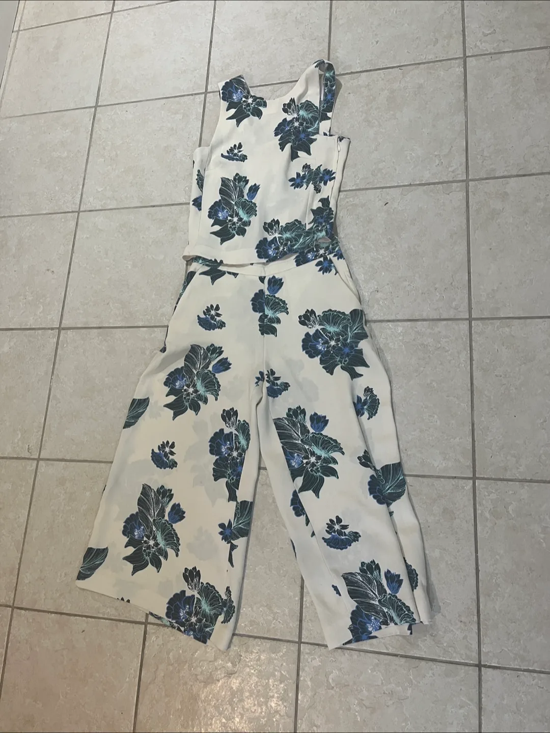 Flower Print Two-Piece Set - thumbnail