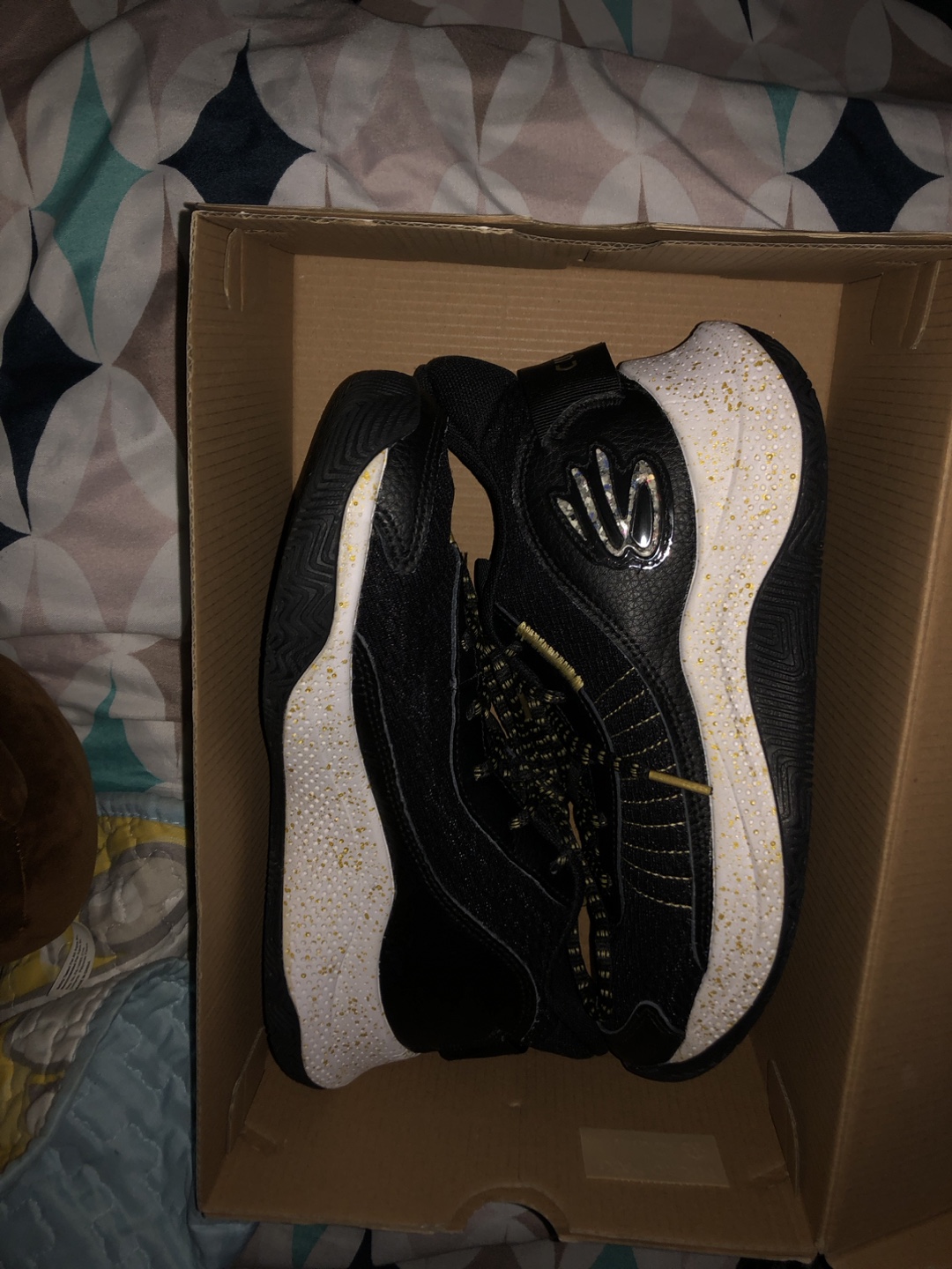 Basketball shoes currying 3z7