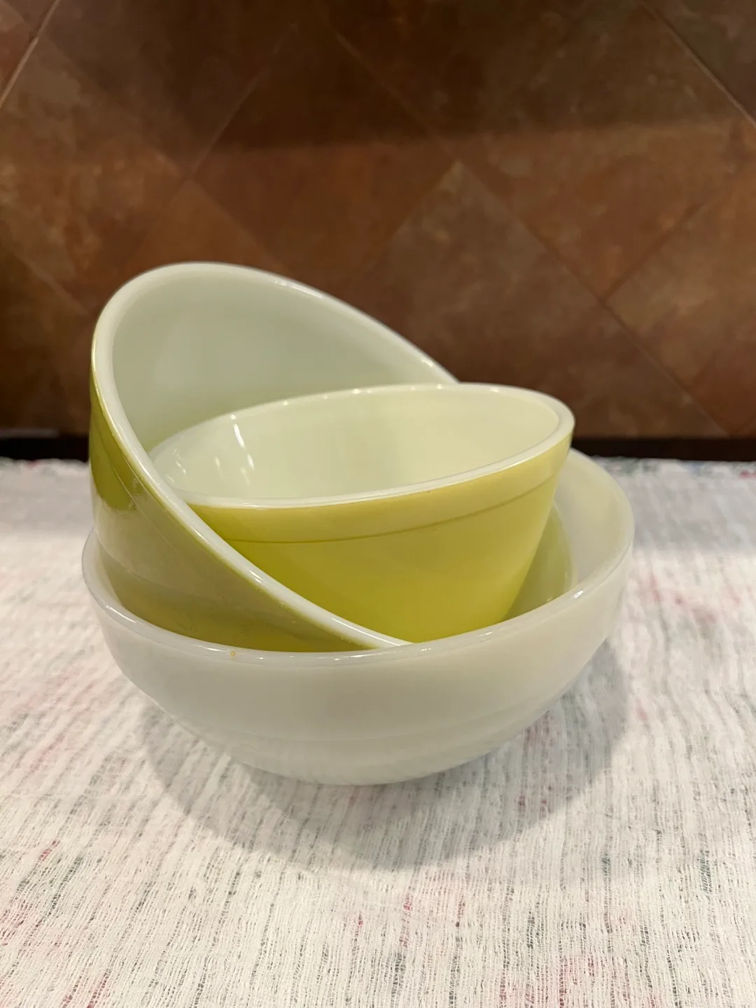Vintage Fire King & Pyrex Mixing Bowls Set thumbnail