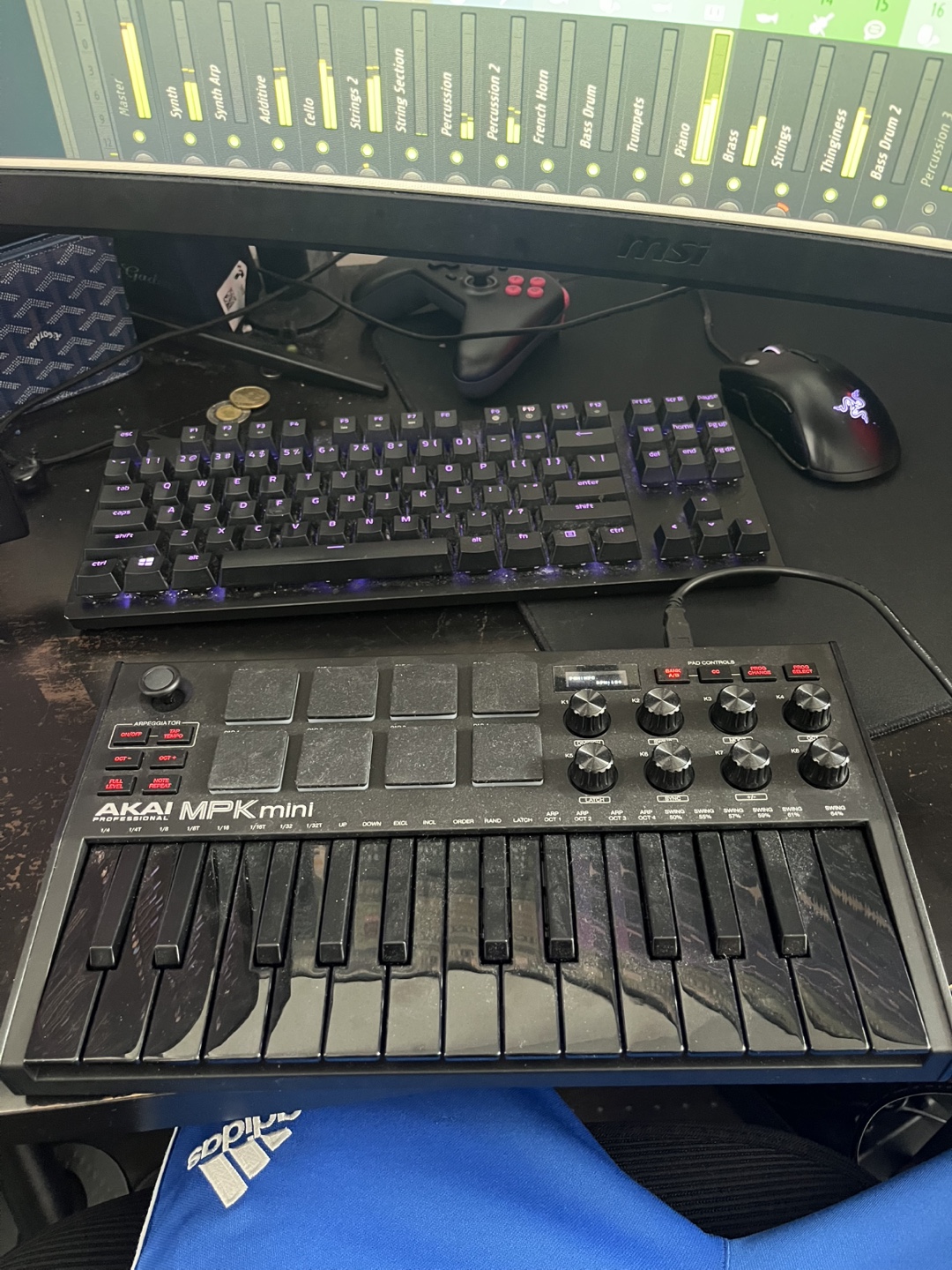 Akai MPK Mini MIDI Keyboard