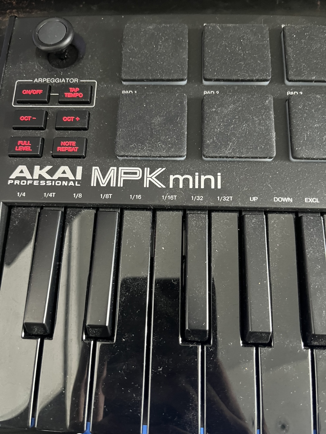 Akai MPK Mini MIDI Keyboard - photo 2