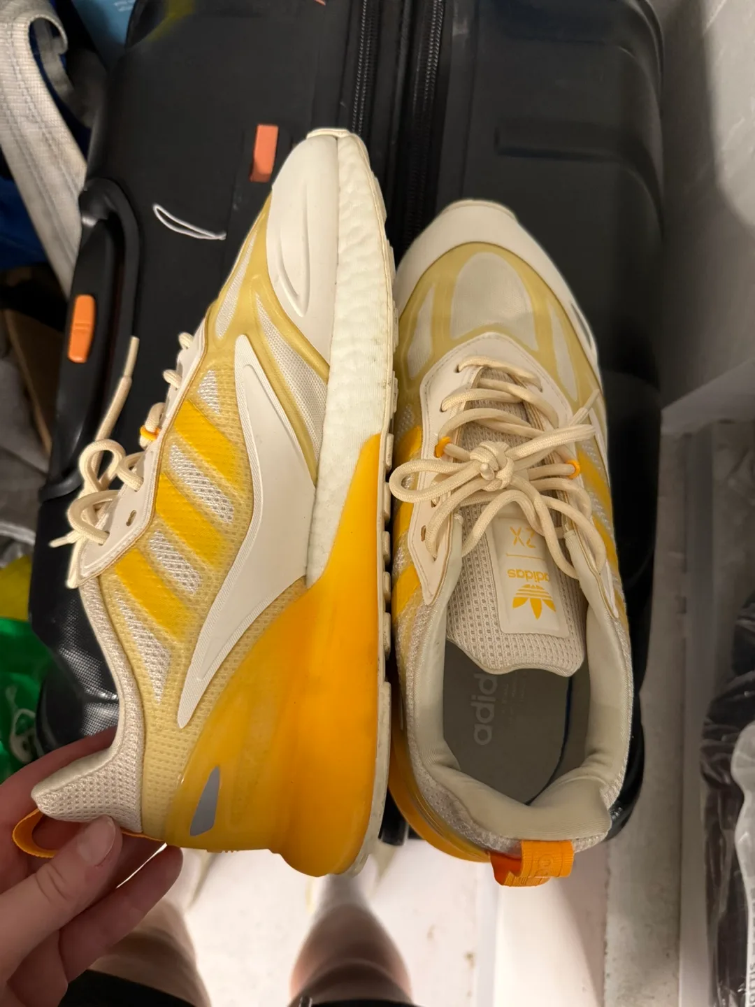 Shoes & ice skates - Variety of Styles & Sizes image indicator(5)