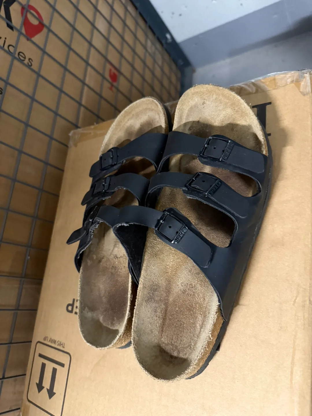 Shoes & ice skates - Variety of Styles & Sizes image indicator(7)