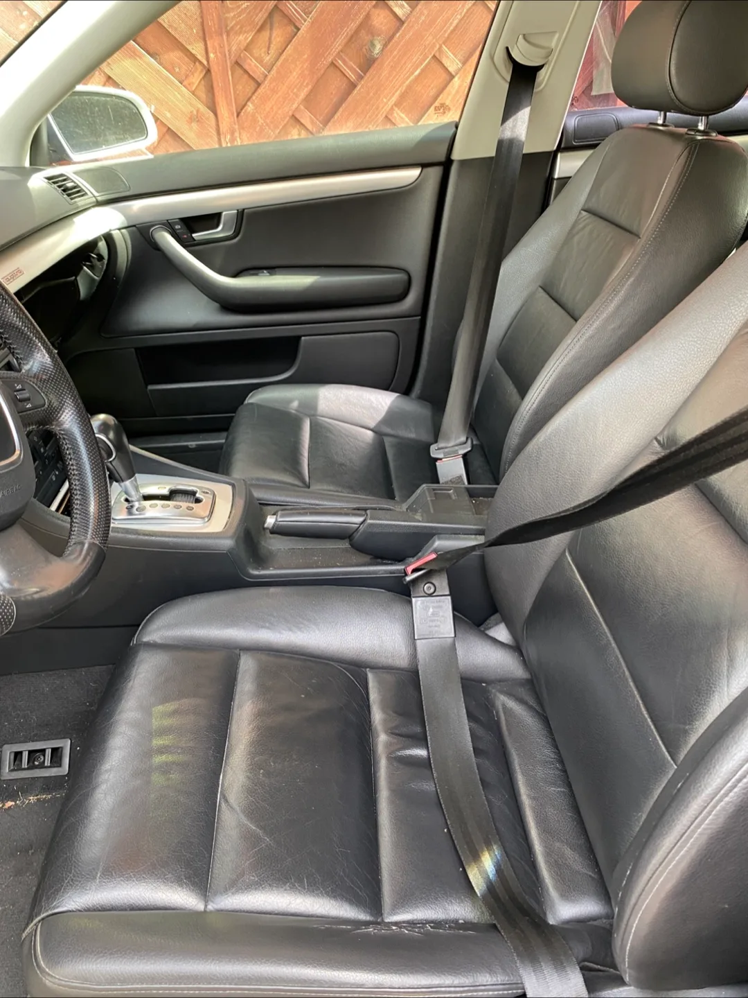 AUDI A4/ BLACK LEATHER SEATS thumbnail