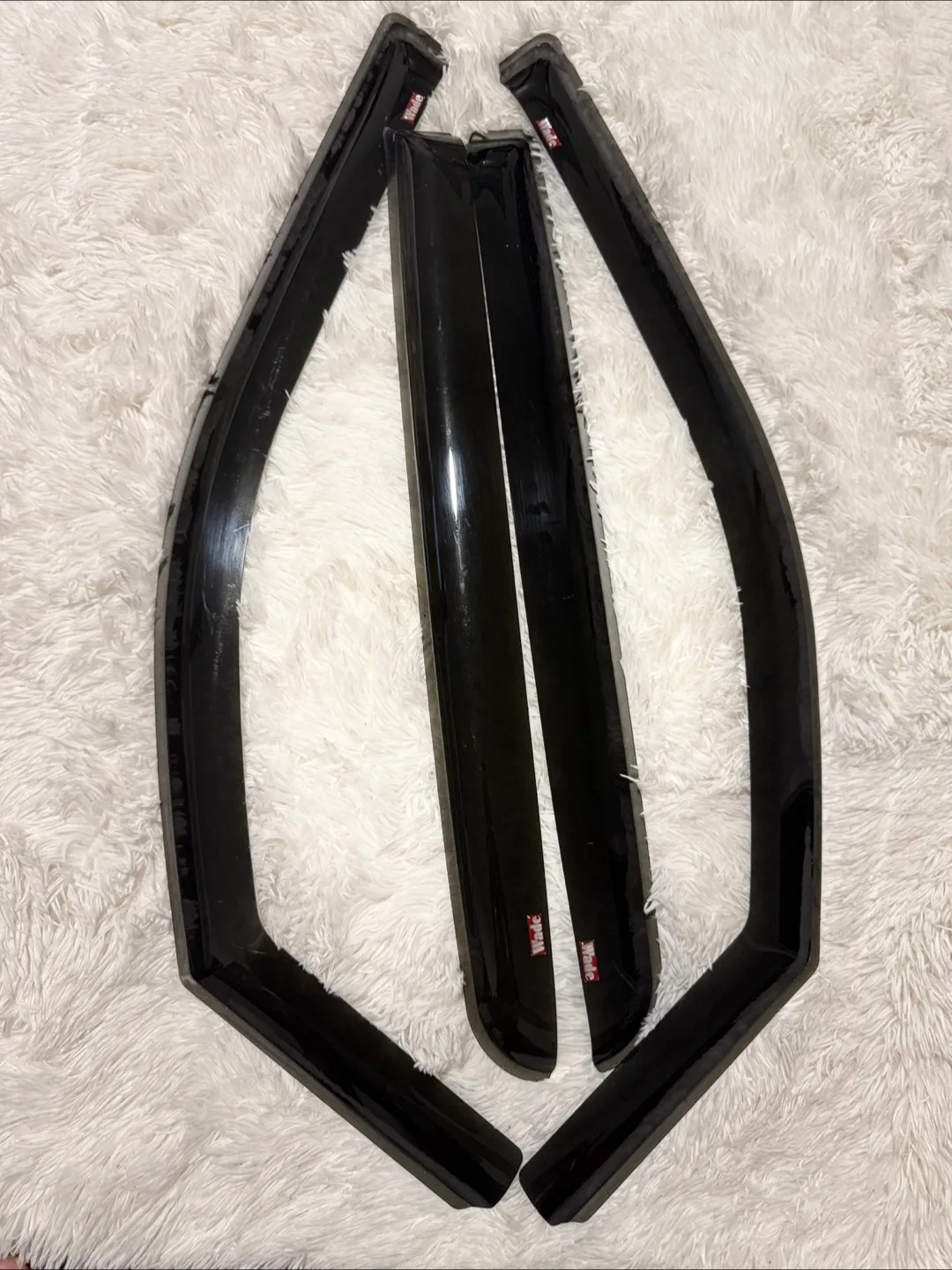 Truck wade Window Visors image indicator(2)