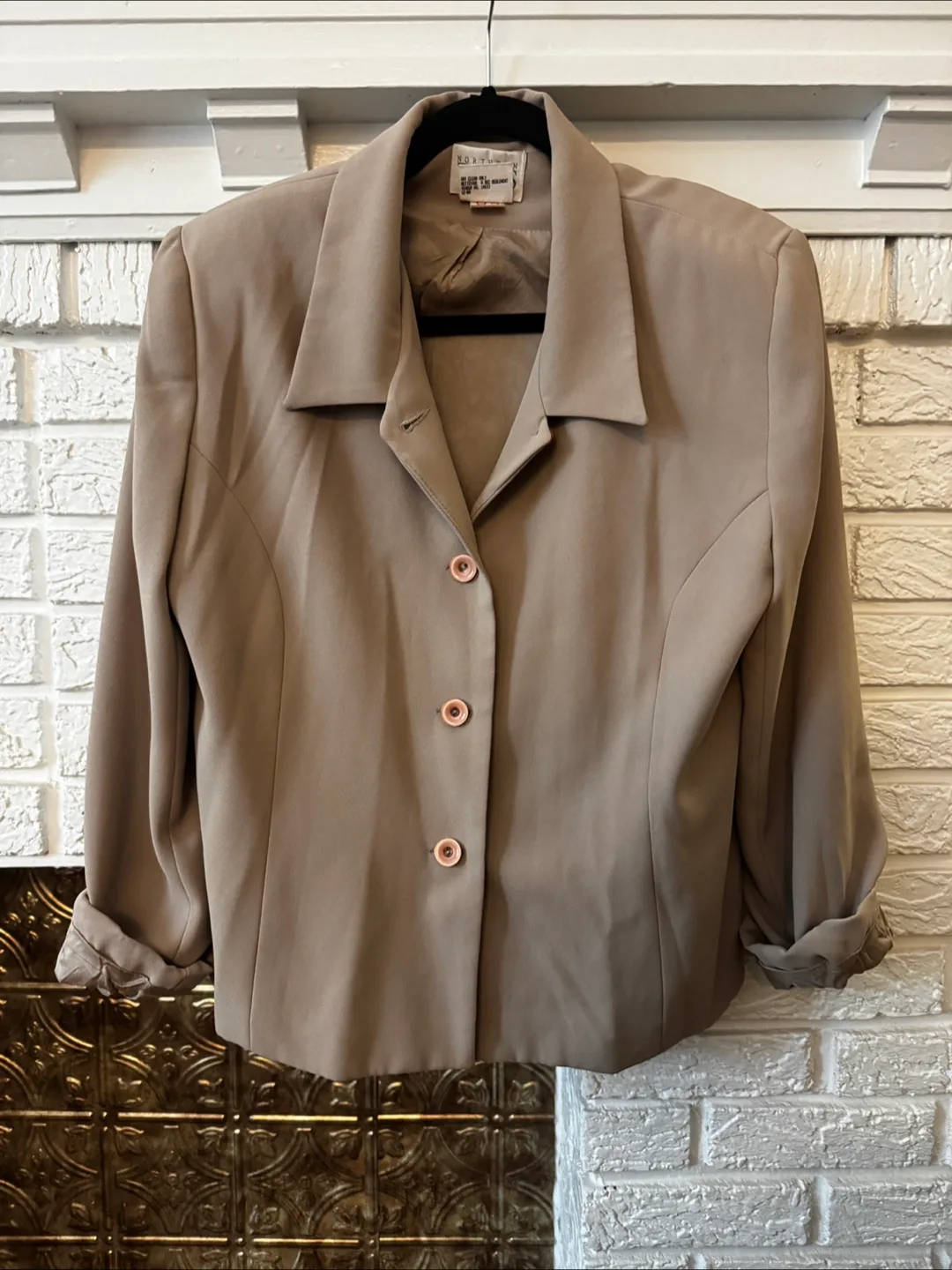 Northern Traditions Beige Blazer thumbnail