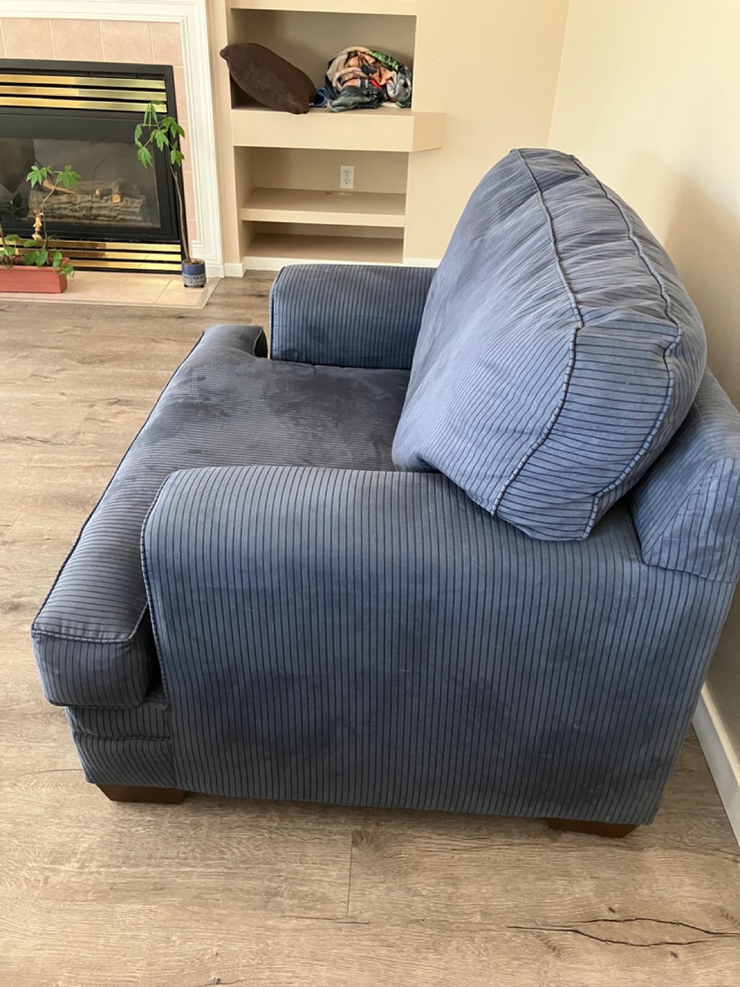 Blue Loveseat & Armchair Set - photo 2