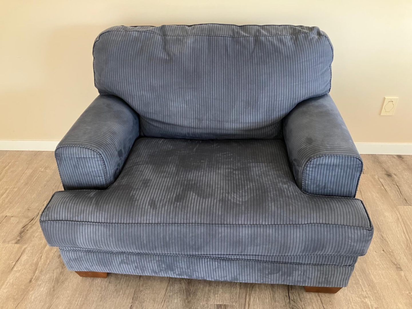 Blue Loveseat & Armchair Set - photo 5