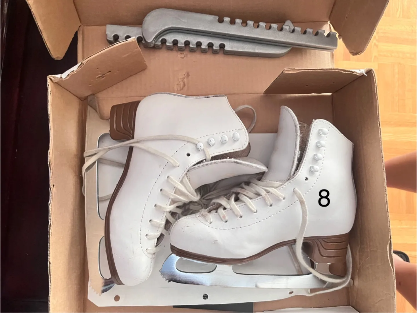 Jackson Skates - Size 8 image indicator(2)