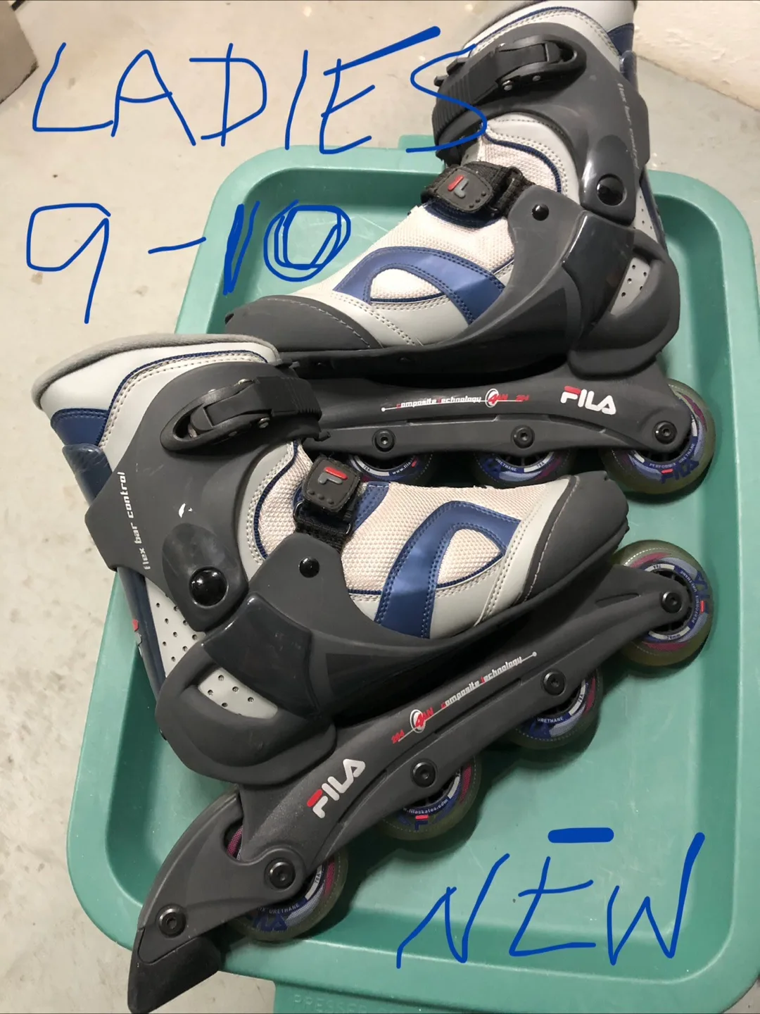 New Fila Ladies Inline Skates, Size 9-10 thumbnail