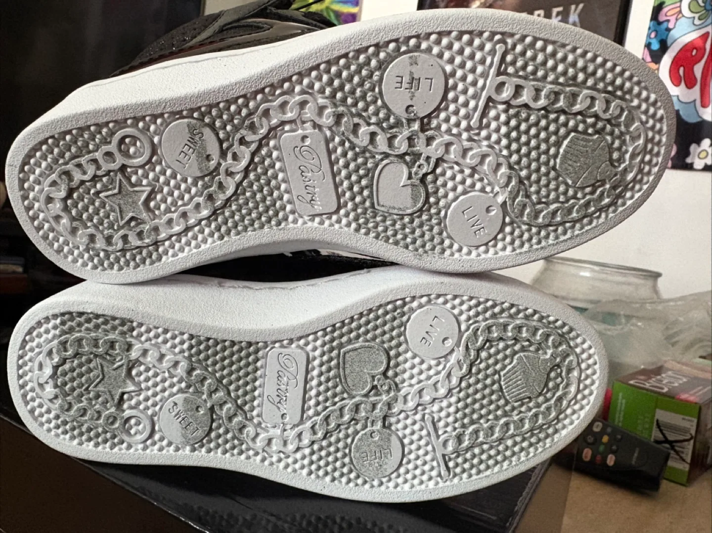 NEW Pastry Dance Sneaker kids Size 10 image indicator(5)