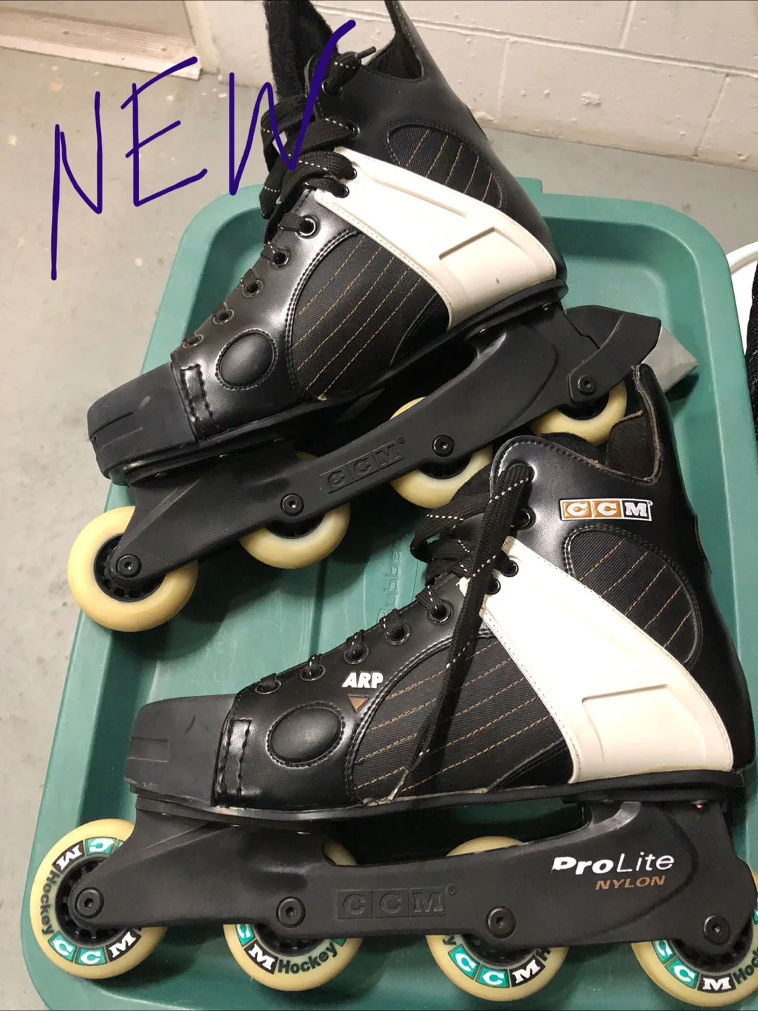 New CCM Inline Skates Men’s size 10.5 thumbnail