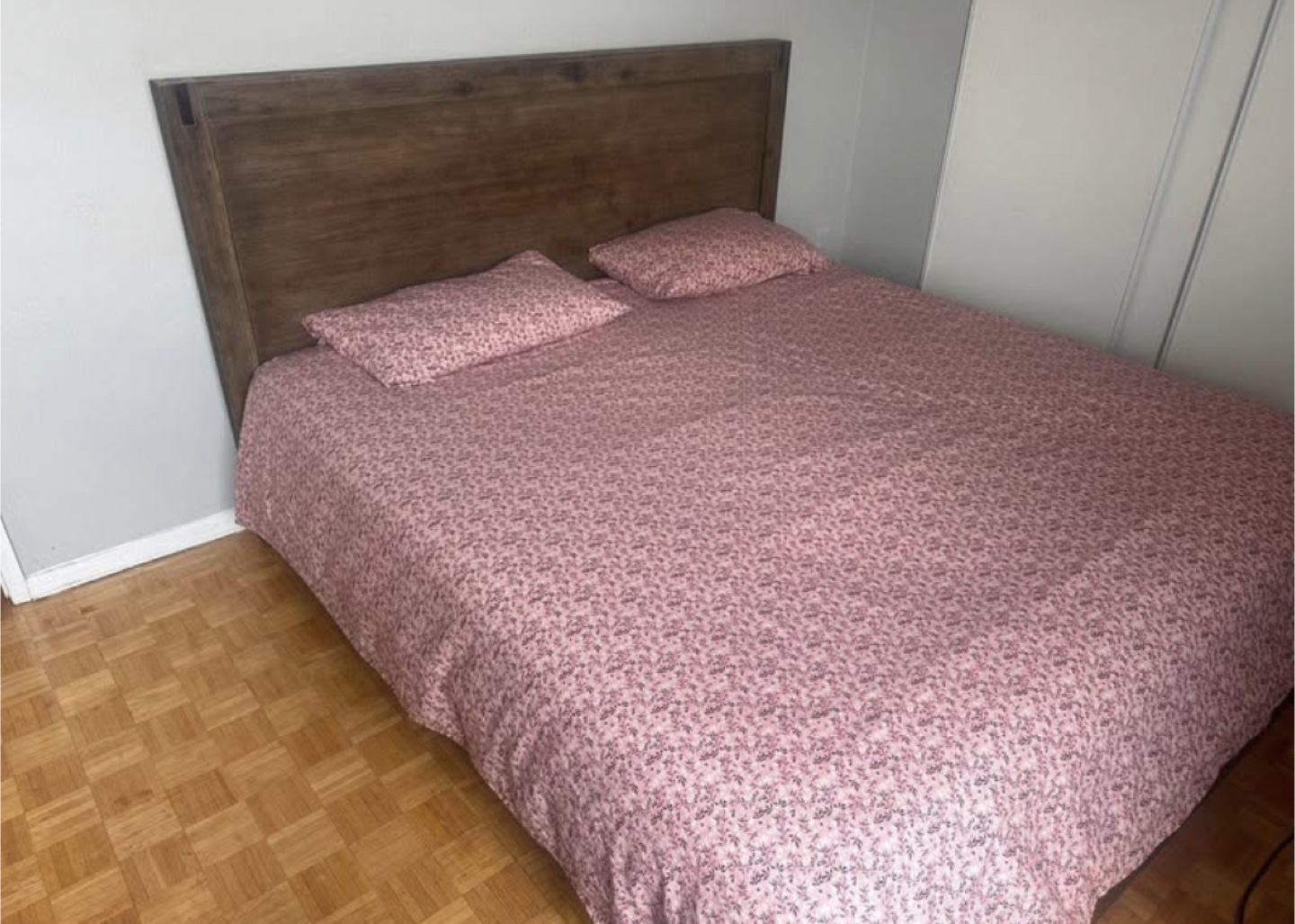 Wooden Queen Size Bed Frame