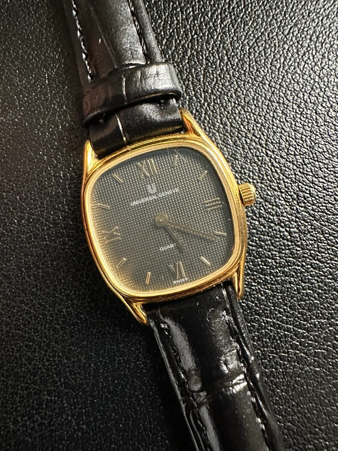 Universal Geneve Quartz Watch (Working) Unise thumbnail
