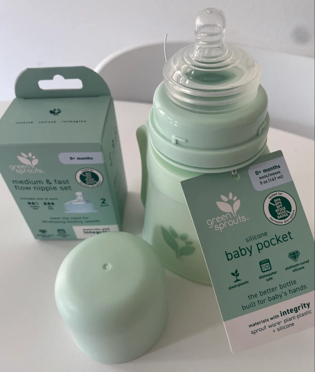 Green Sprouts Silicone Baby Pocket Bottle & Nipple Set image indicator(2)