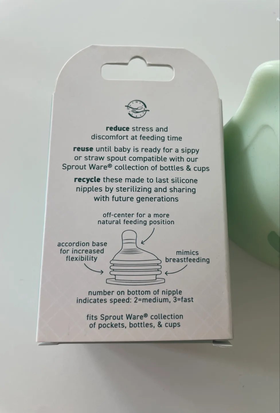Green Sprouts Silicone Baby Pocket Bottle & Nipple Set image indicator(3)