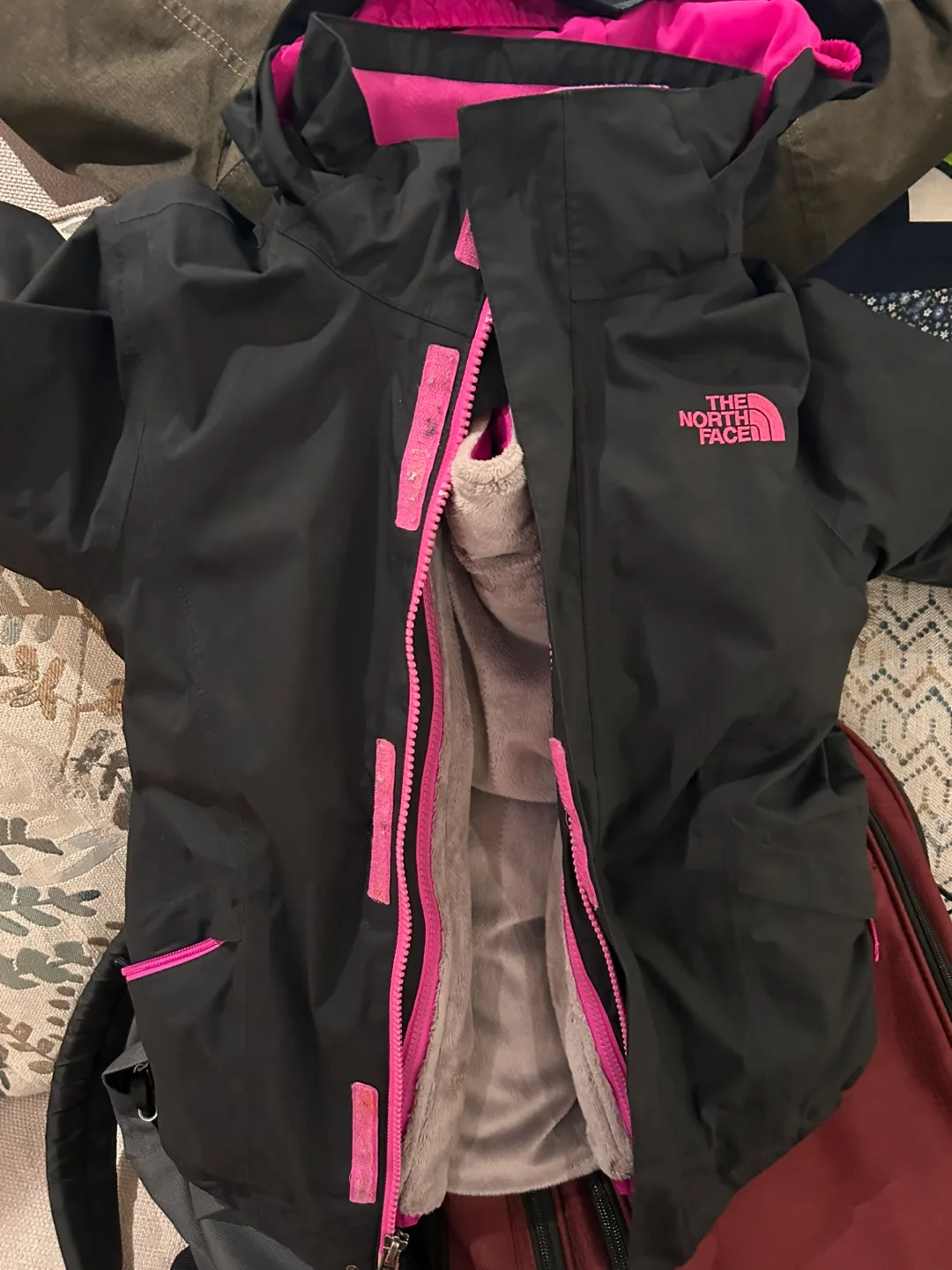 The North Face Girls' Jacket - Size S (7/8) thumbnail