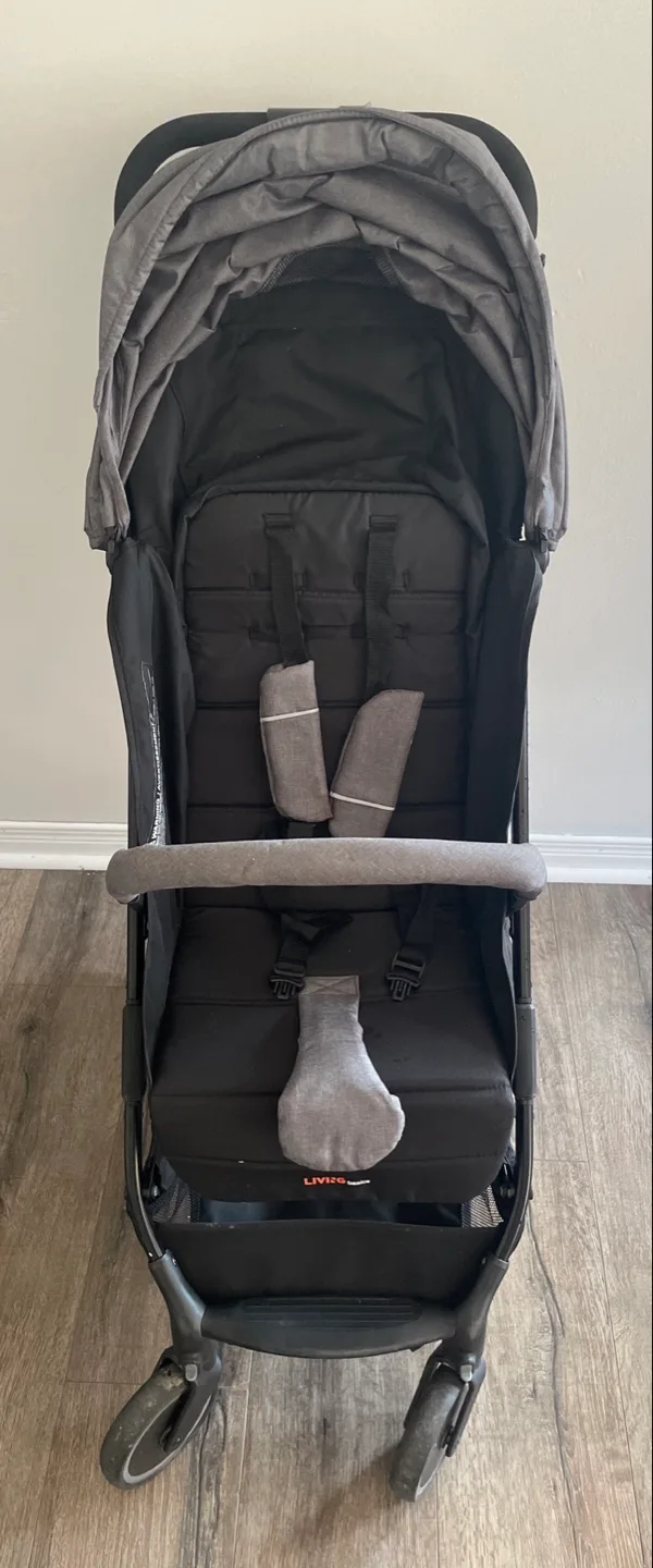 Livingbasics Lightweight Travel Stroller image indicator(2)