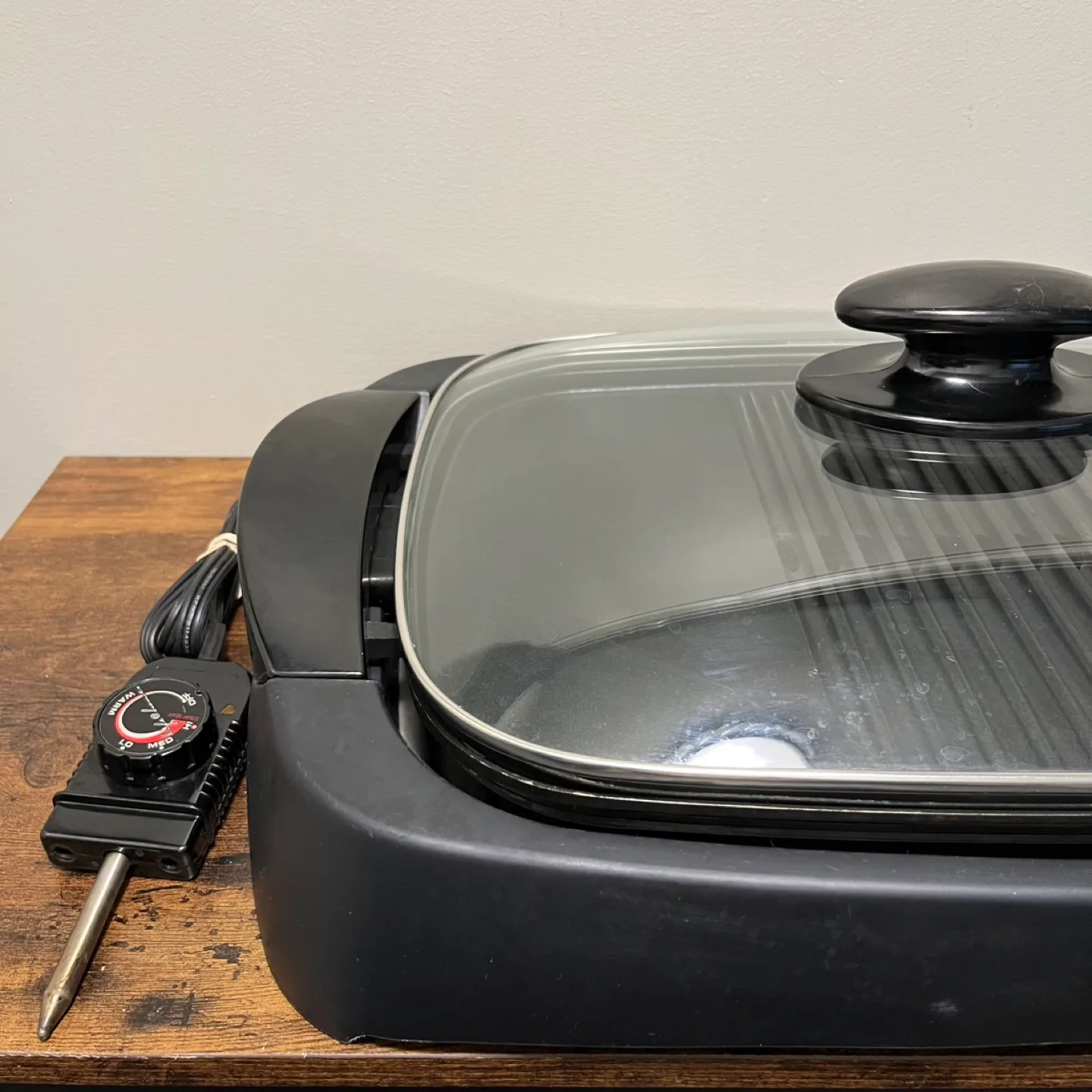 Life at Home Electric Griddle image indicator(2)