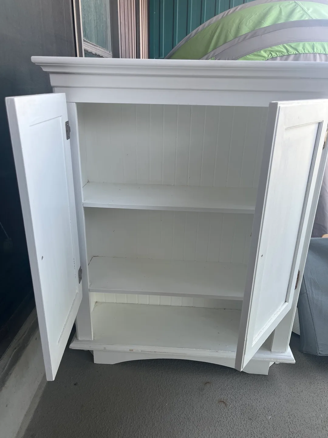 White Wooden Cabinet image indicator(3)