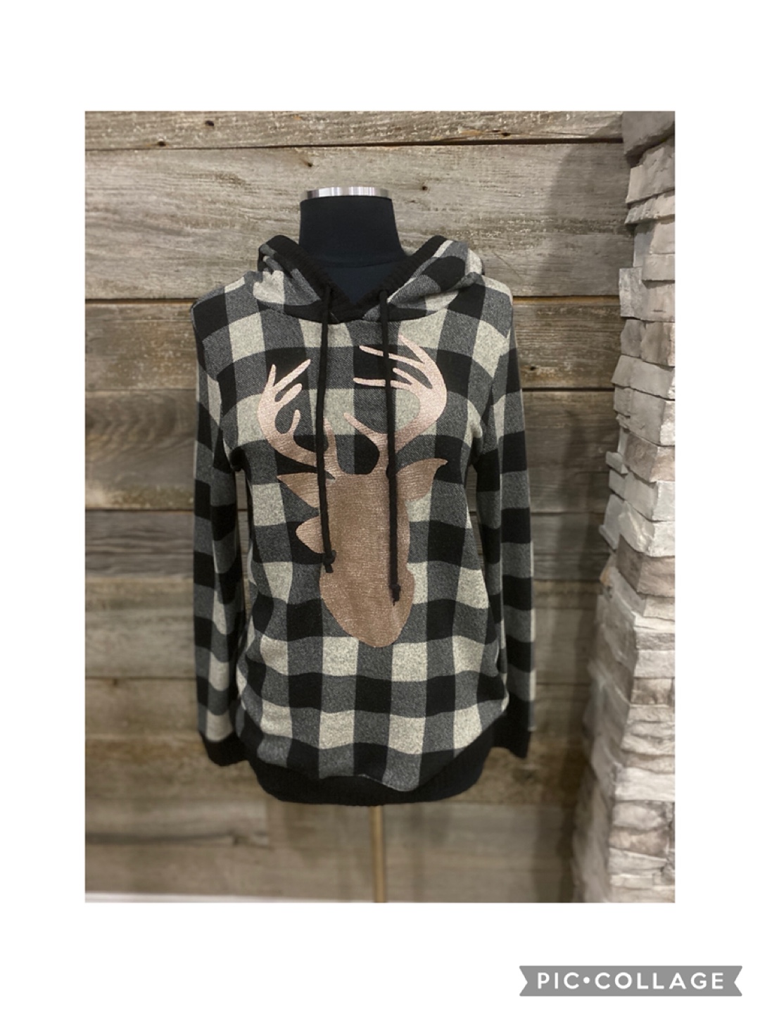 12PM by Mon Ami Reindeer Shirt - Size Large