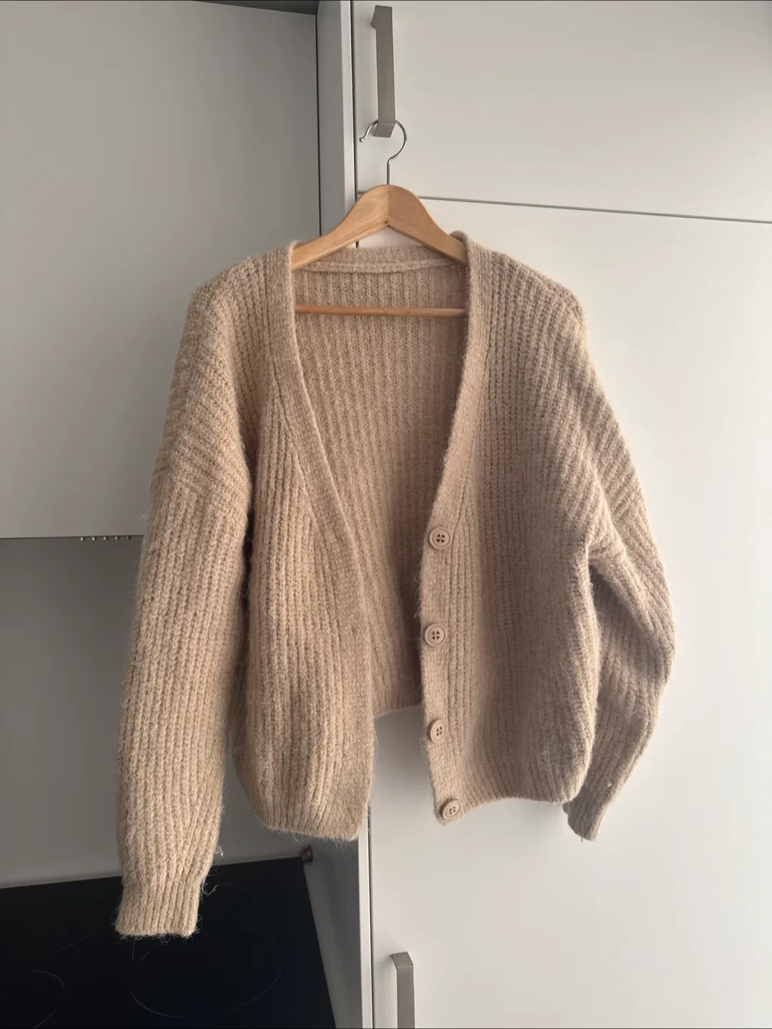 🤍💛 Beige Knit Cardigan - Slightly oversized/ relaxed thumbnail