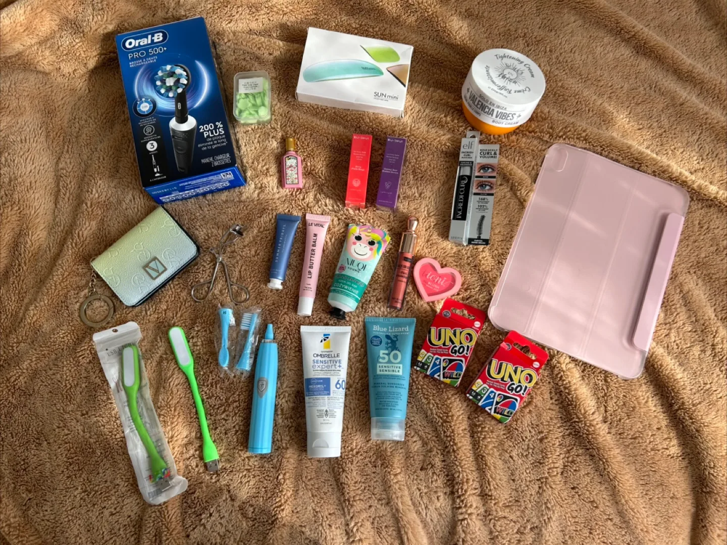 Mixed Lot of Beauty & Personal Care Items thumbnail