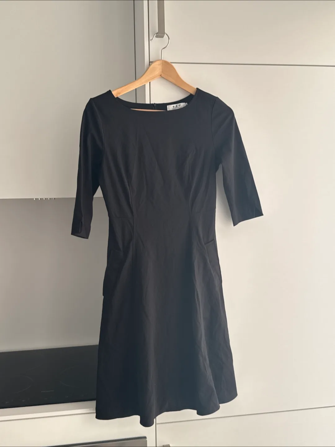 🖤 Black Midi Dress with pockets thumbnail