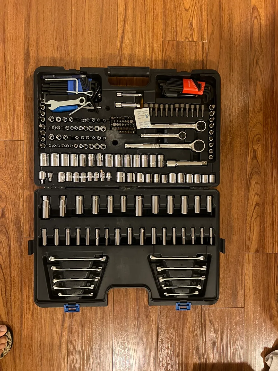 Mastercraft Socket Set with Case thumbnail