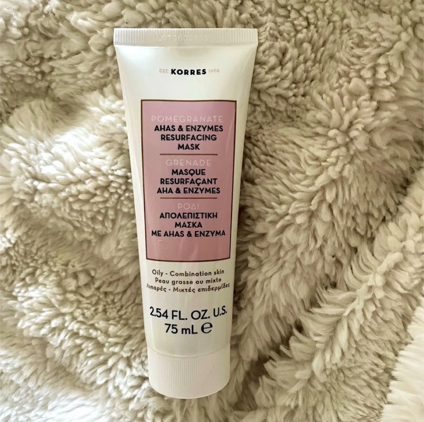 Korres Discontinued Pomegranate Ahas & Enzyme Resurfacing Mask thumbnail