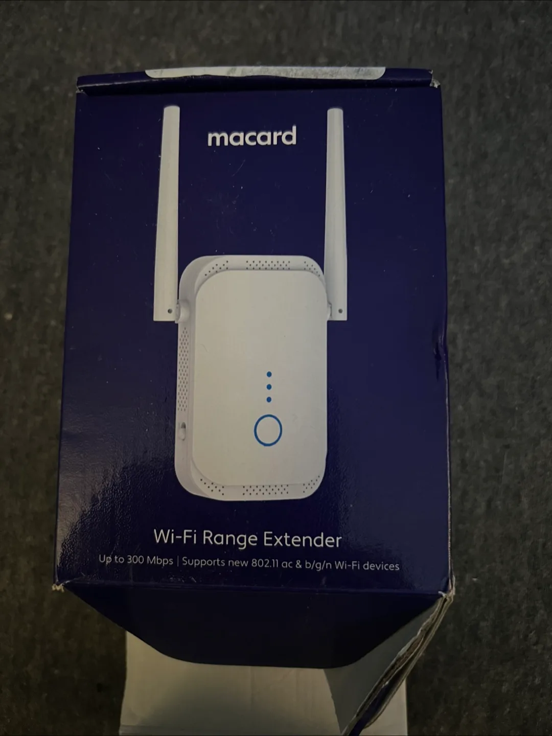 Macard WiFi Extender/Booster - Like New! thumbnail