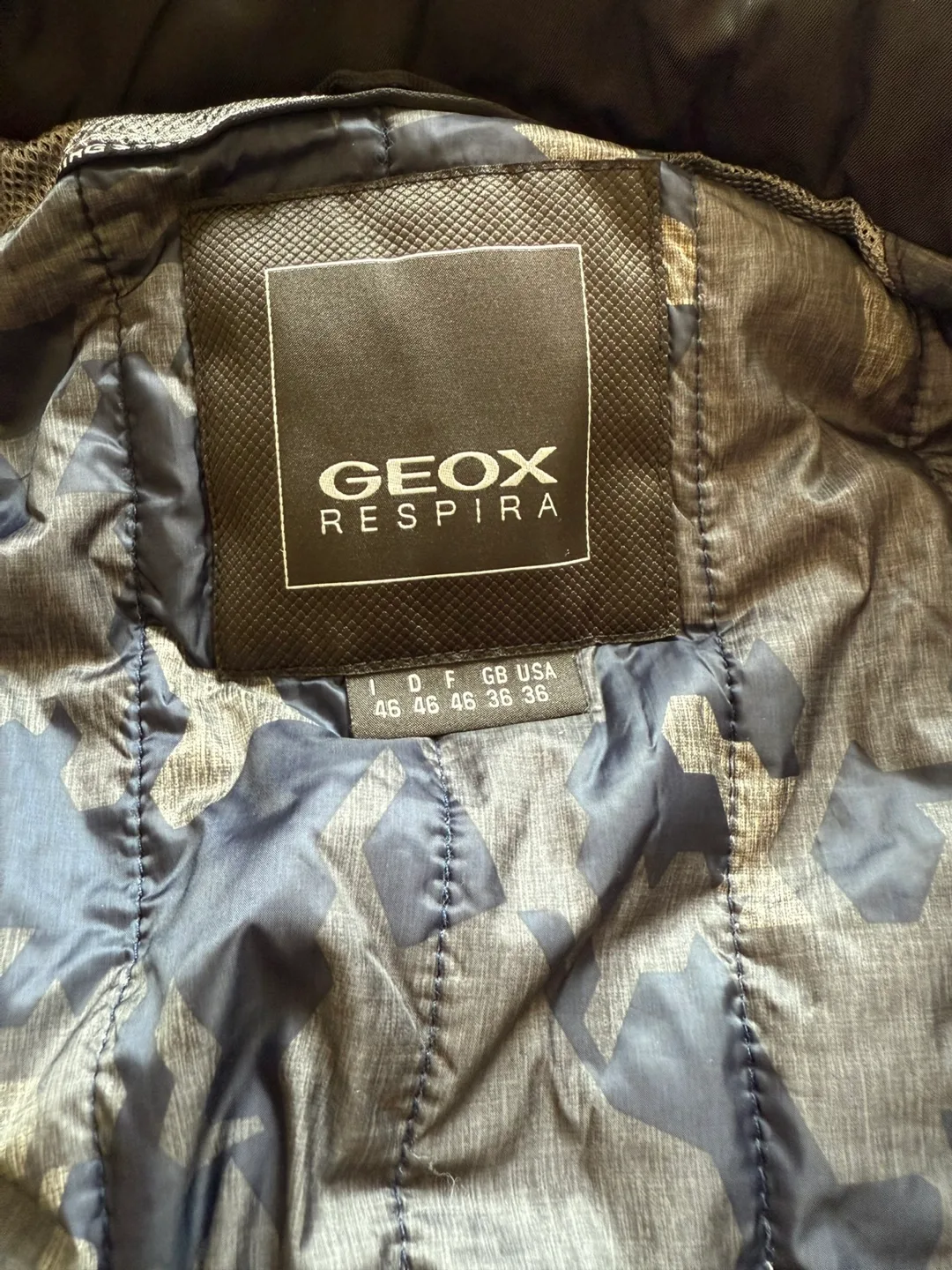 Geox  Black Jacket (M-L) image indicator(3)
