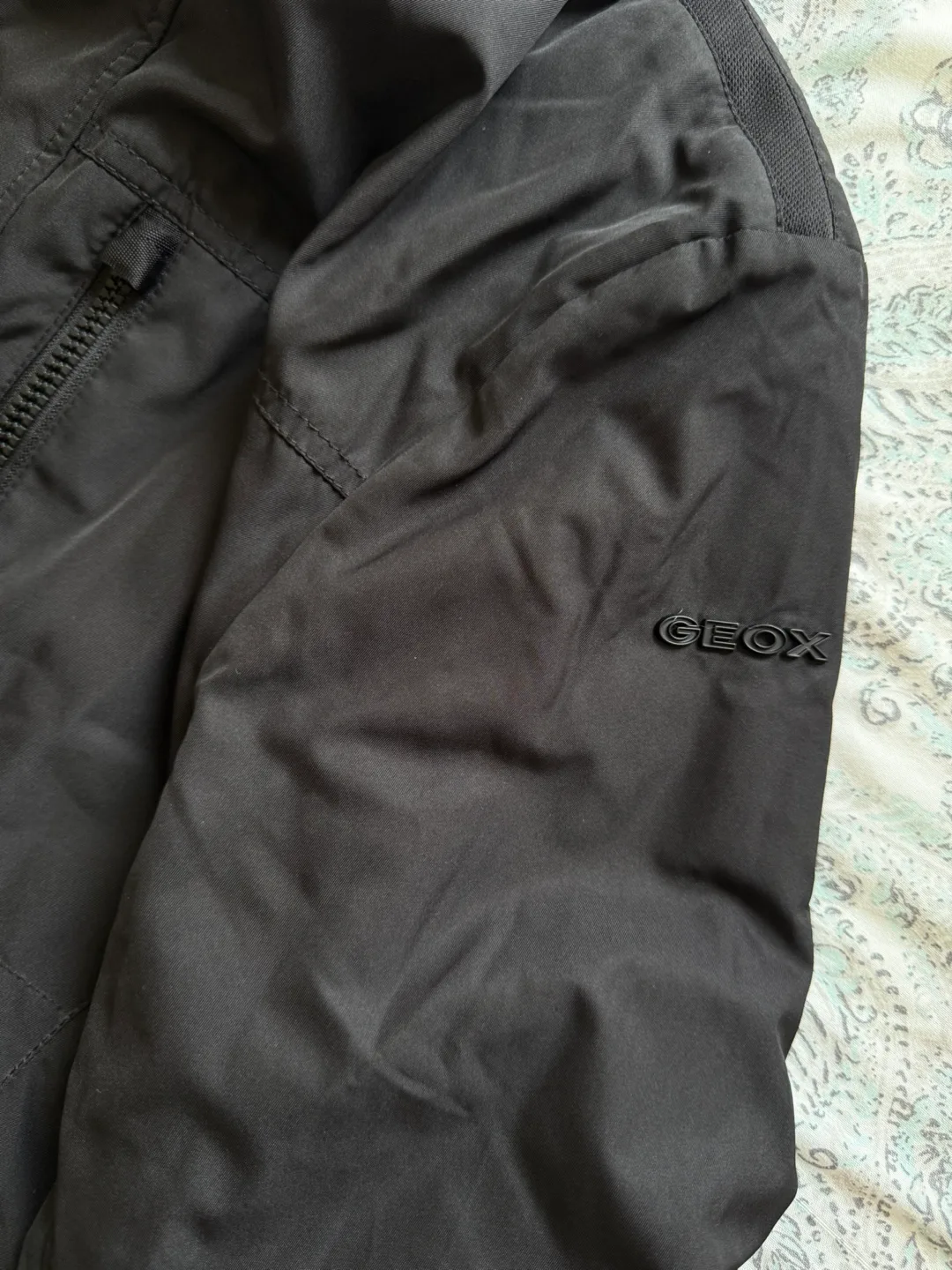 Geox  Black Jacket (M-L) image indicator(6)