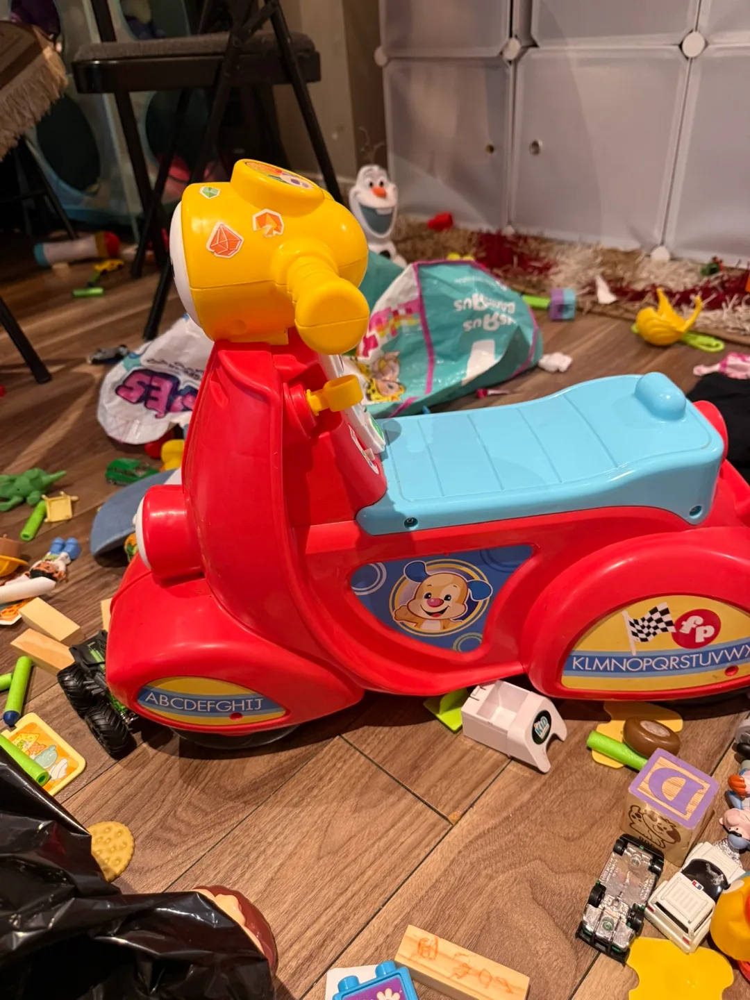 Fisher-Price Laugh & Learn Scooter thumbnail