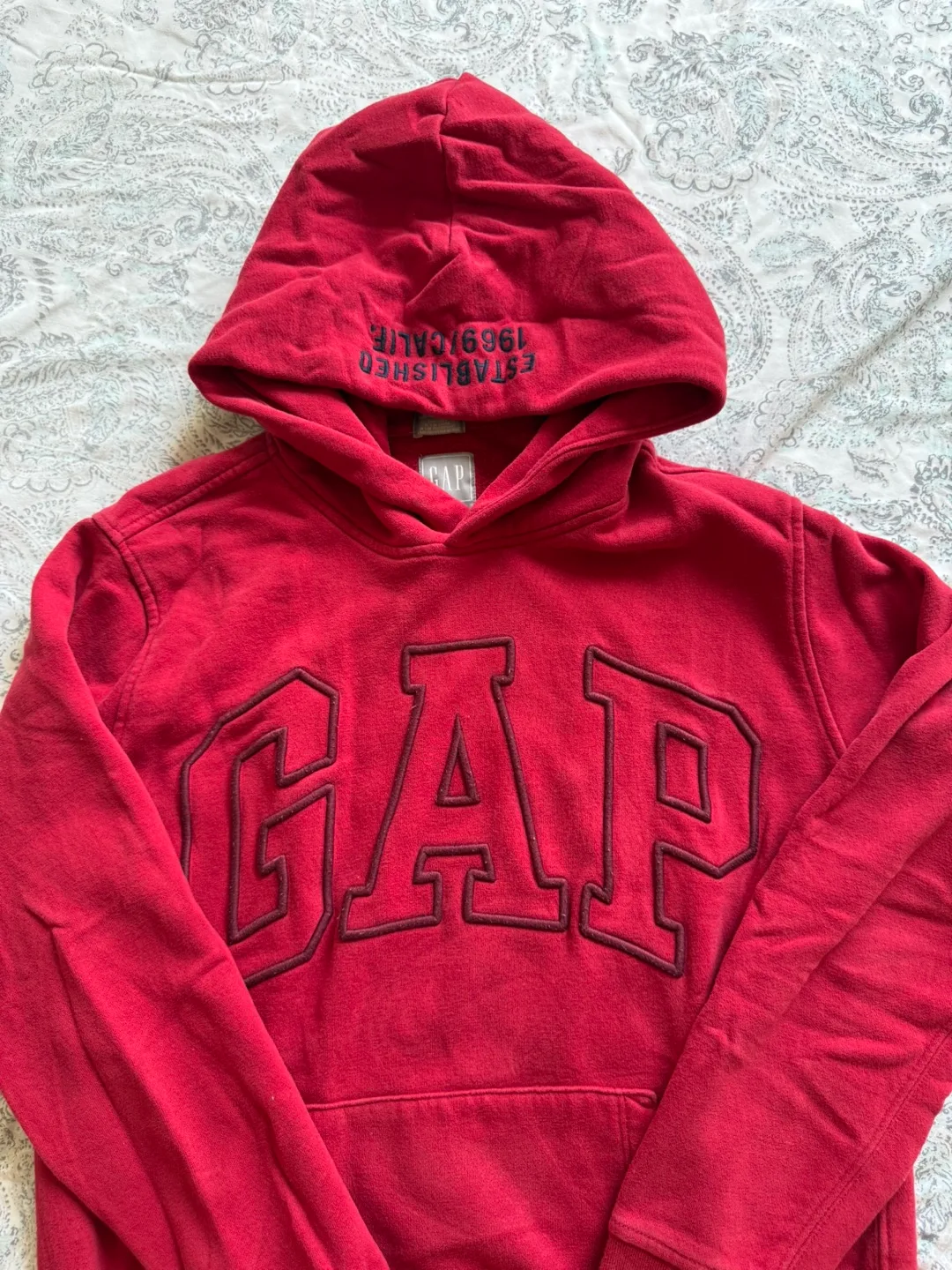 GAP Red Hoodie thumbnail