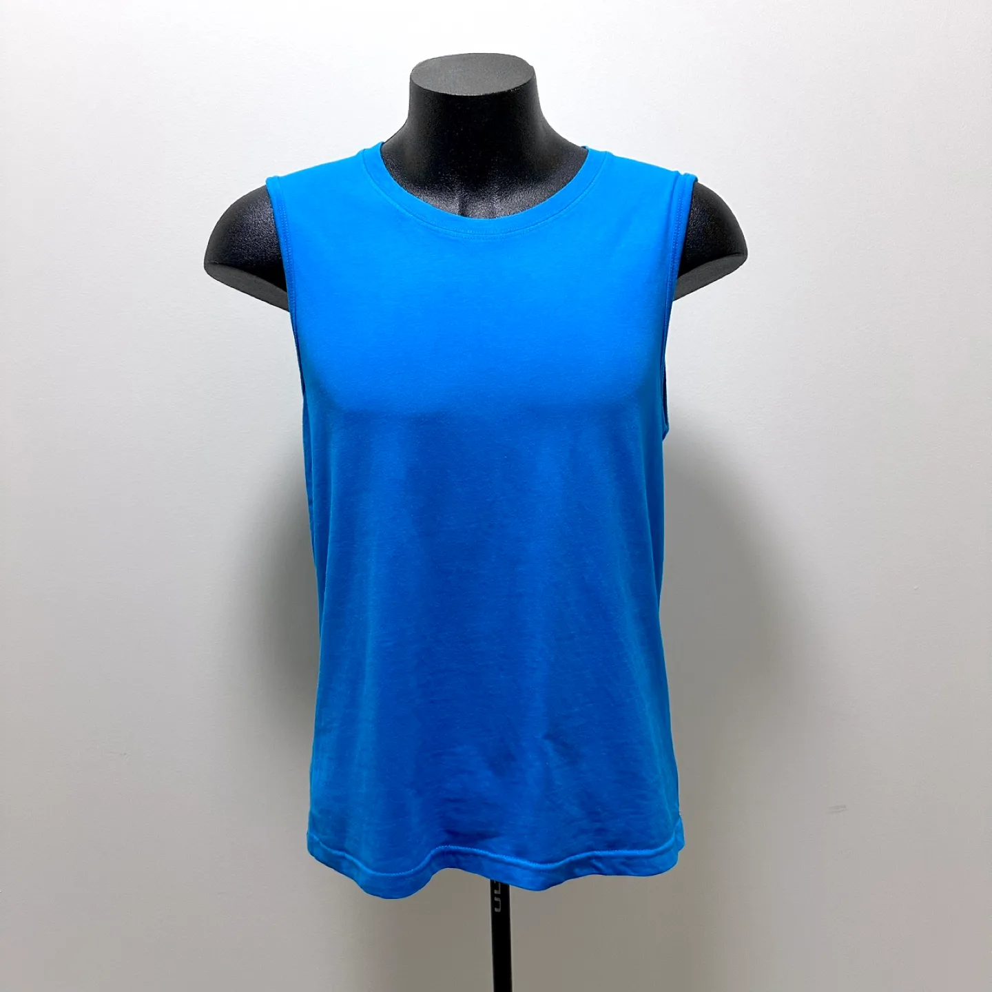 Men’s lapis blue tank (size medium) thumbnail