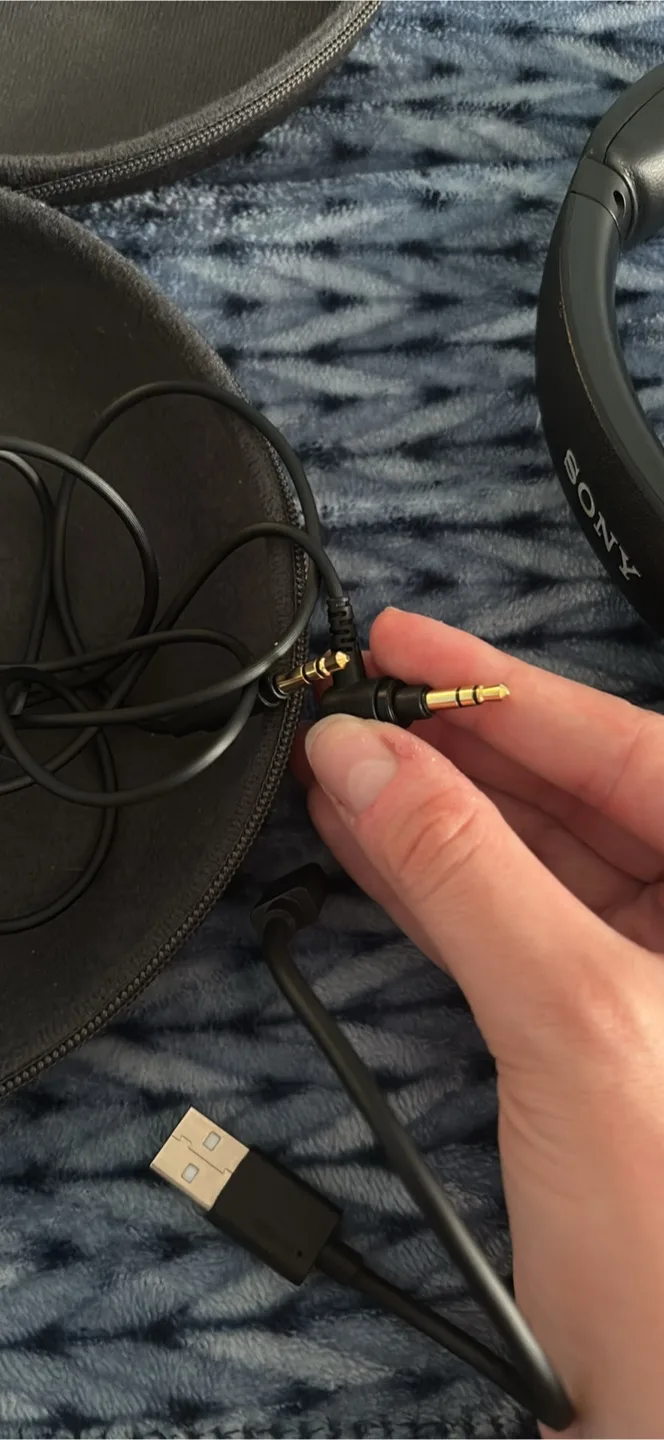 Sony WH-XB910N Wireless Noise Cancelling Headphones image indicator(8)