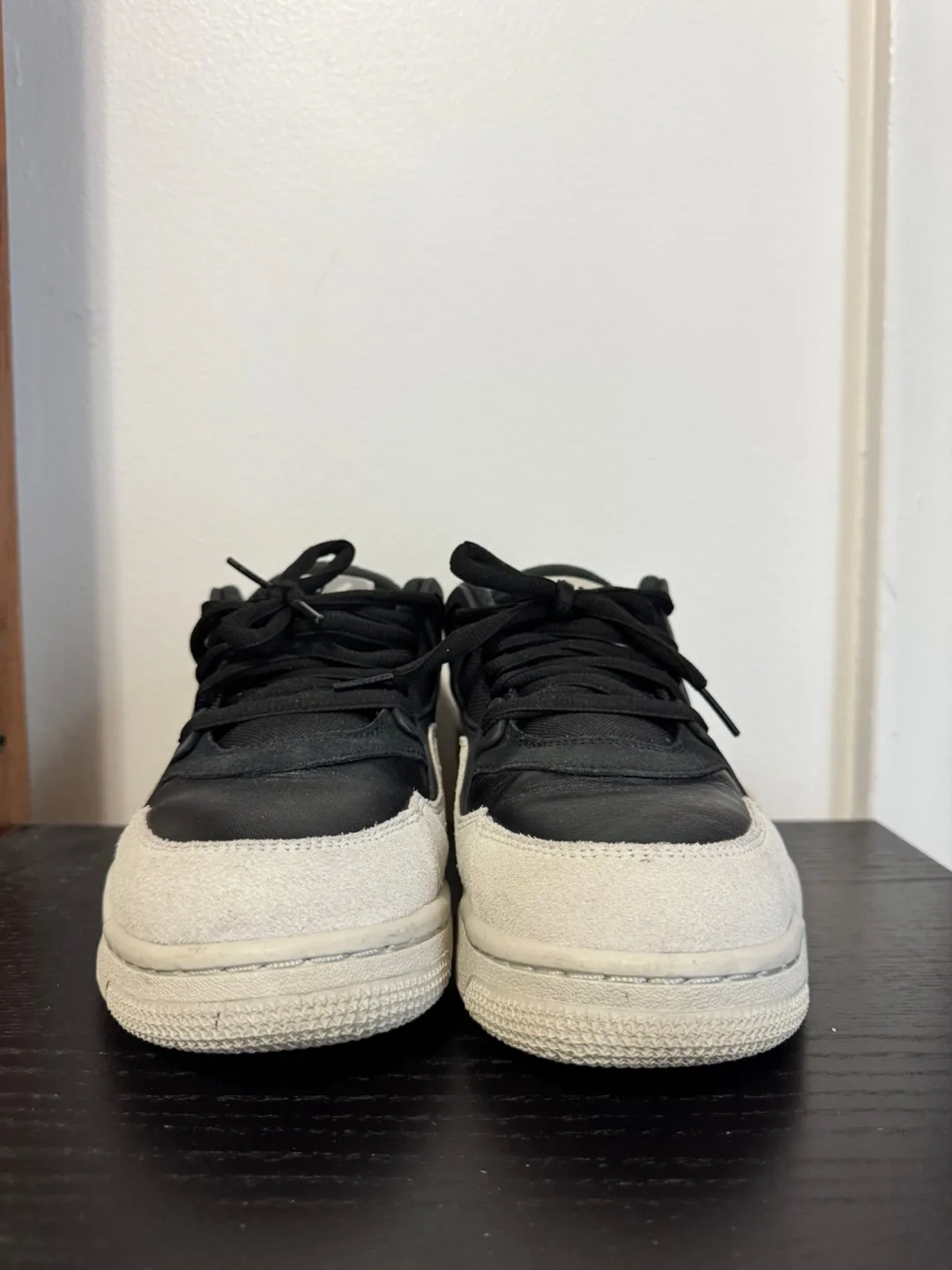 Air Jordan 4 RM Black Lightbone (10Us mens) image indicator(10)