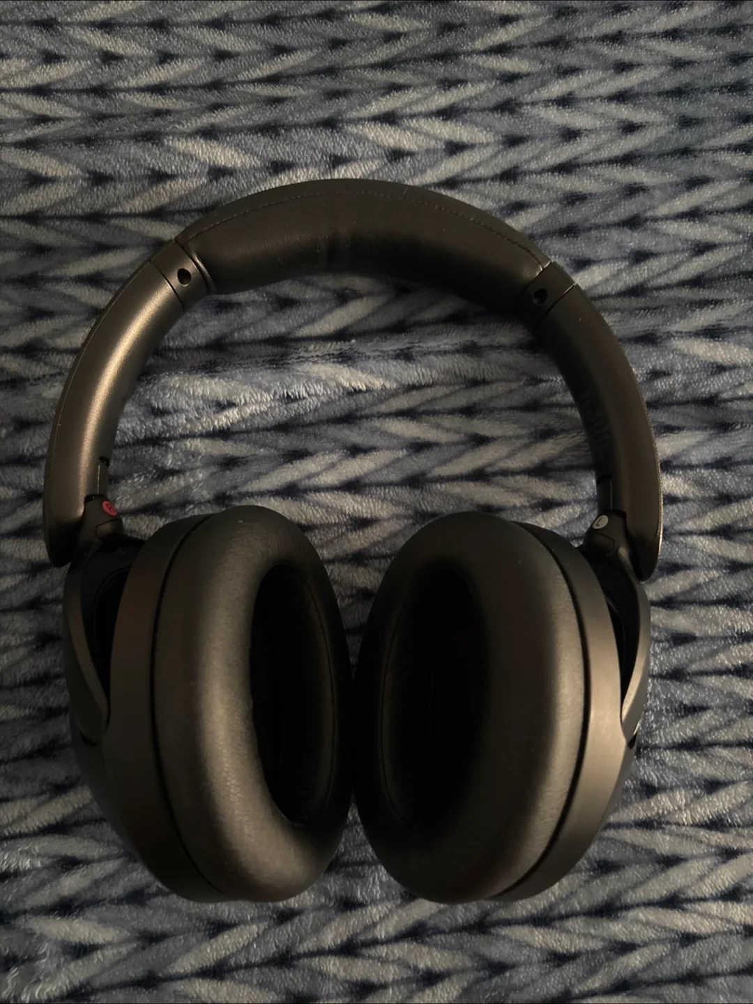 Sony WH-XB910N Wireless Noise Cancelling Headphones image indicator(4)