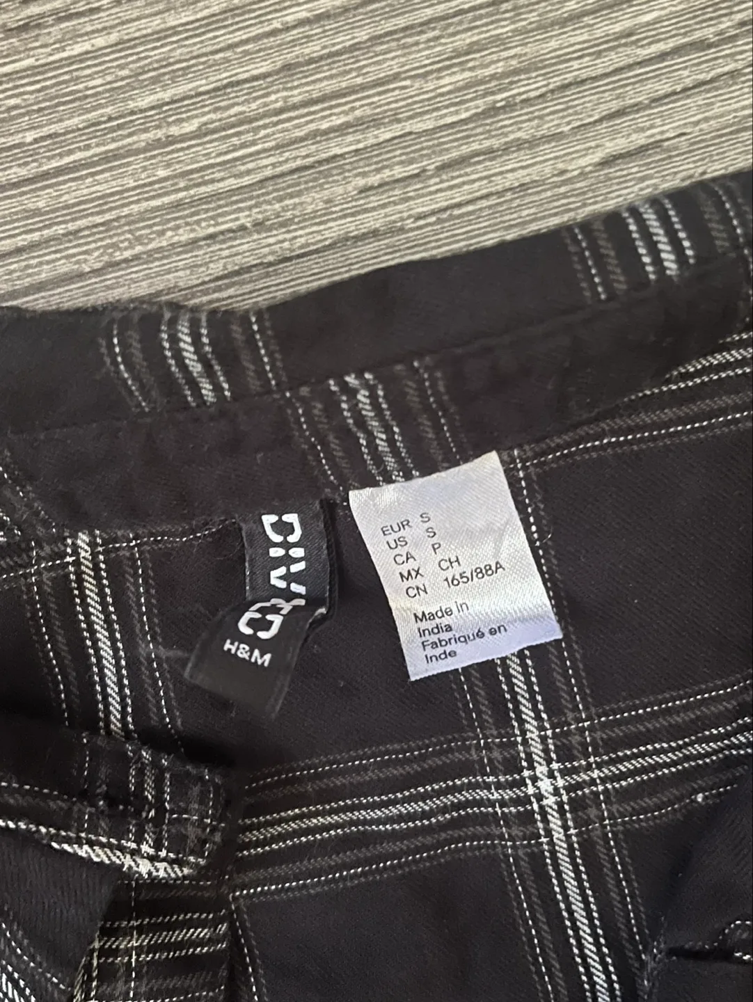 Plaid Crop Top button up image indicator(3)