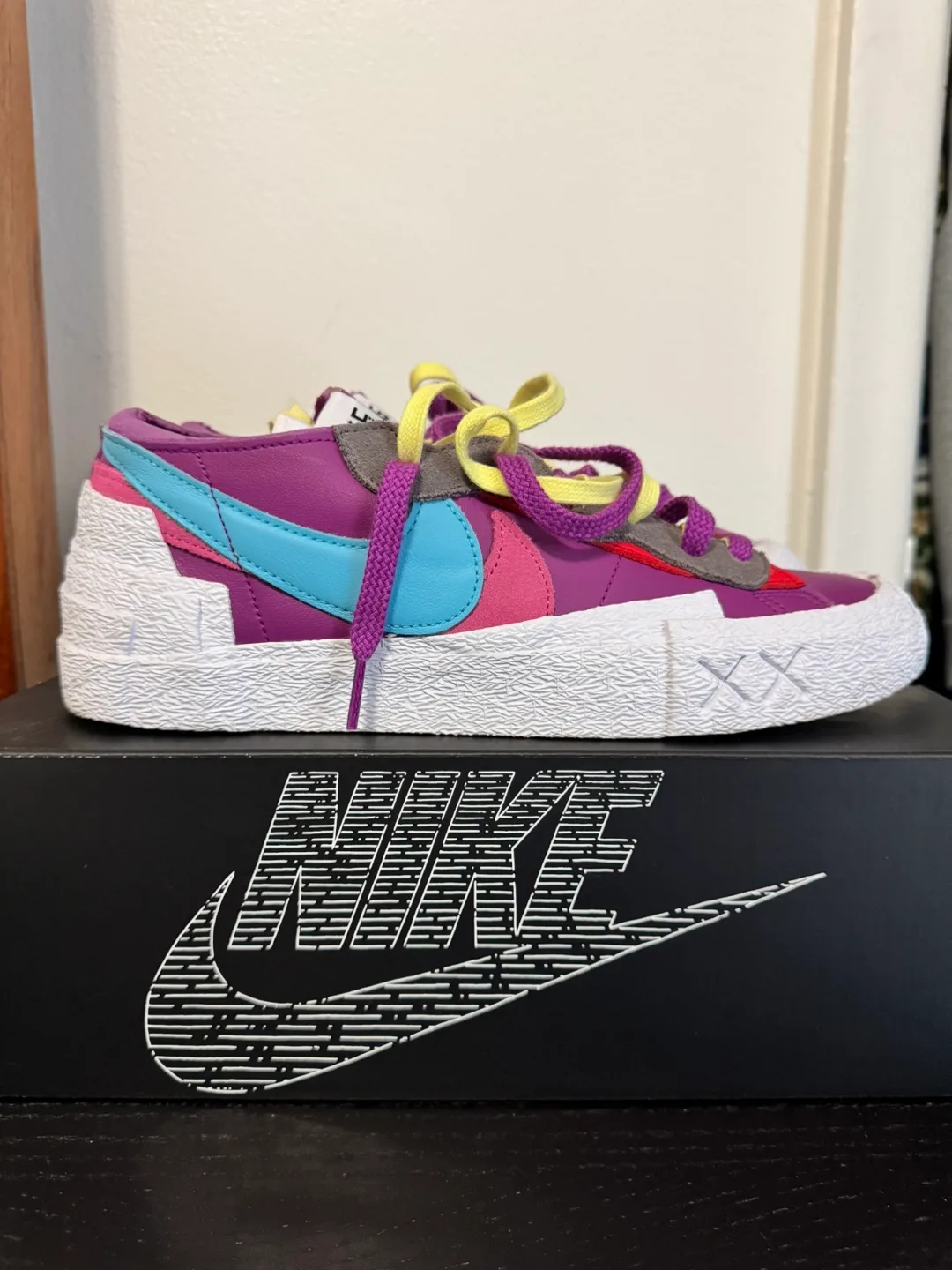 Nike Blazer low ‘Purple Dusk’ x KAWS (9.5US mens) image indicator(3)