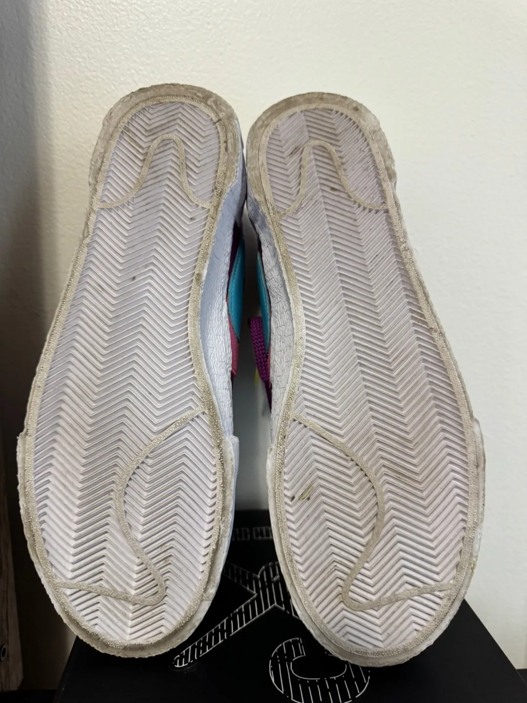 Nike Blazer low ‘Purple Dusk’ x KAWS (9.5US mens) image indicator(8)