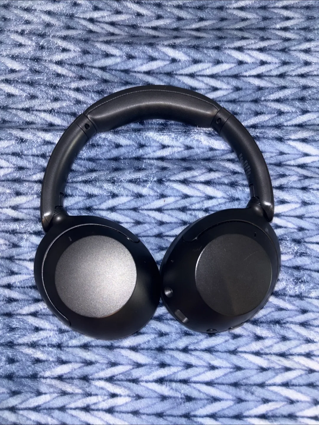 Sony WH-XB910N Wireless Noise Cancelling Headphones image indicator(5)