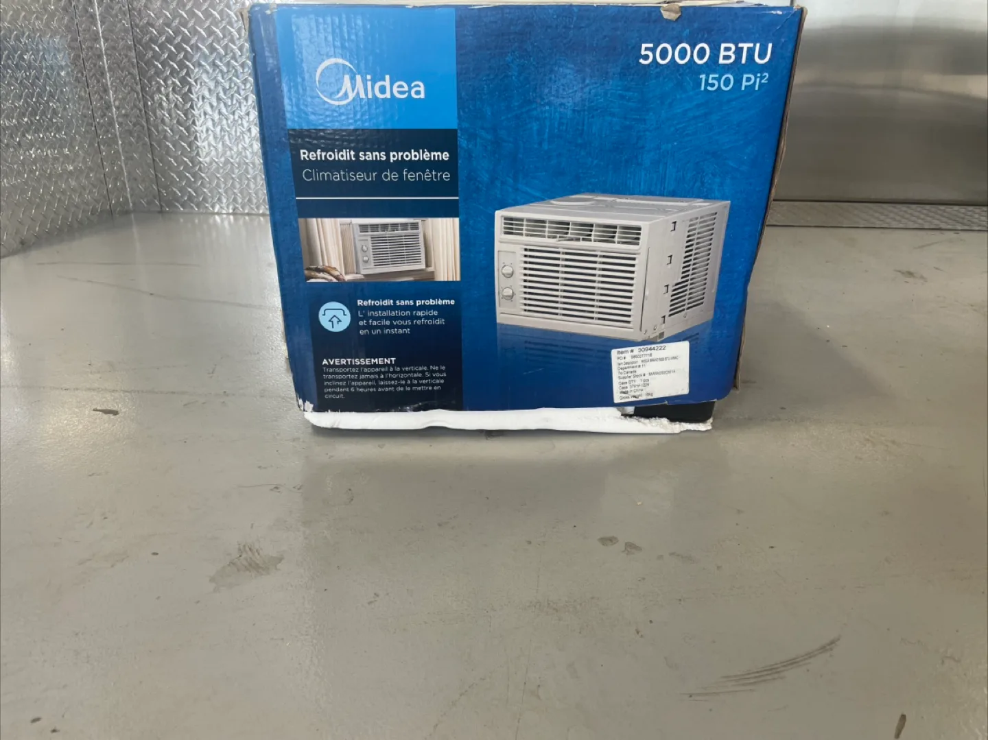 Midea Window Air Conditioner thumbnail