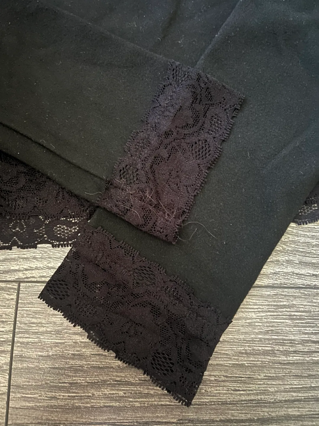 Black Long Sleeve Lace Trim Top image indicator(3)