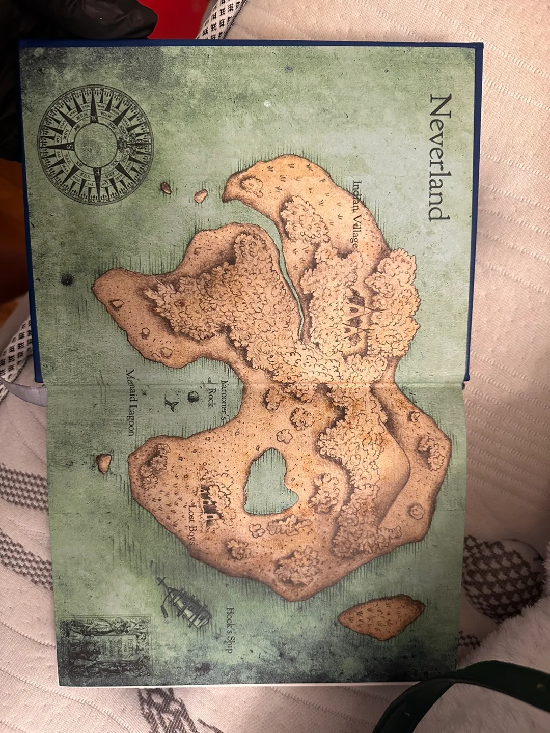 Peter Pan by J.M. Barrie (Barnes & Noble) image indicator(3)