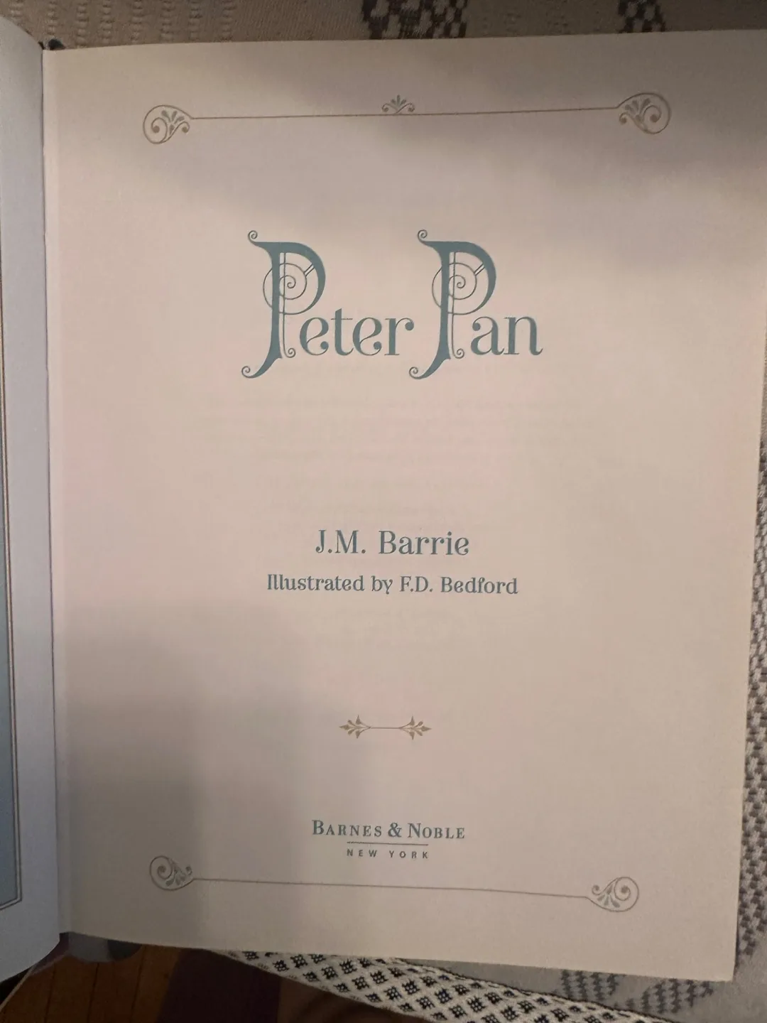 Peter Pan by J.M. Barrie (Barnes & Noble) image indicator(5)