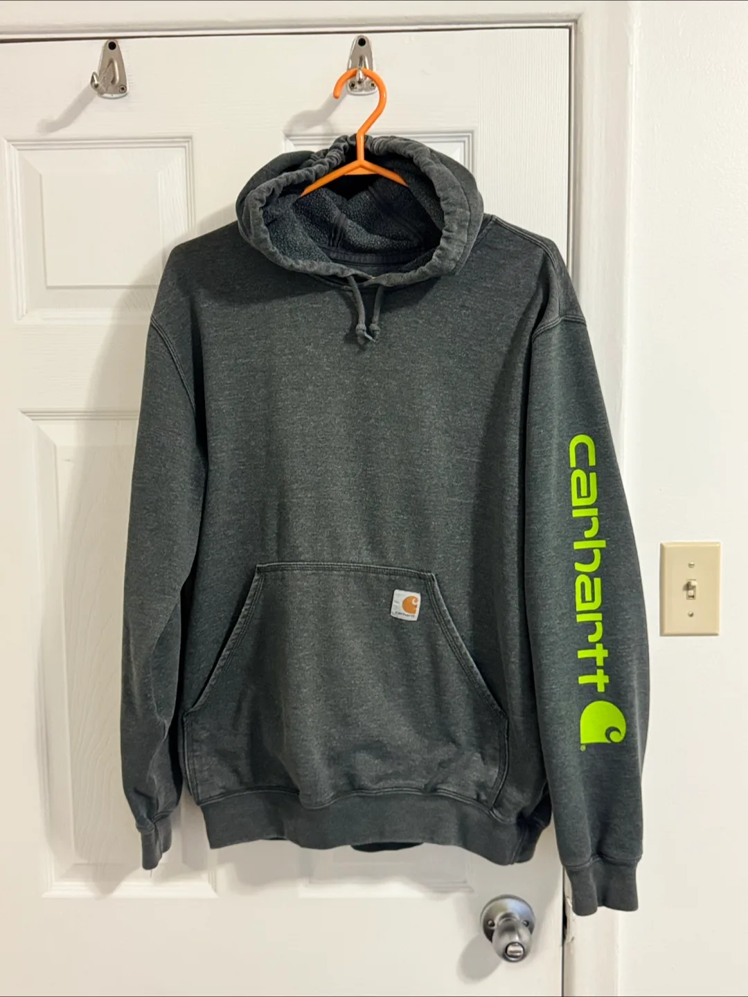 Carhartt Sweatshirt Hoodie (Medium) thumbnail