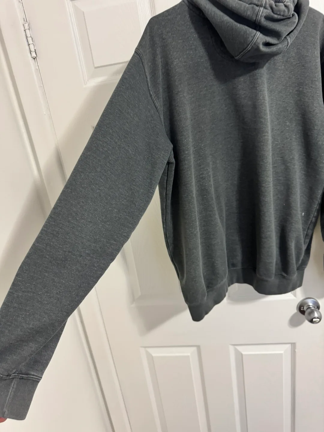 Carhartt Sweatshirt Hoodie (Medium) image indicator(8)