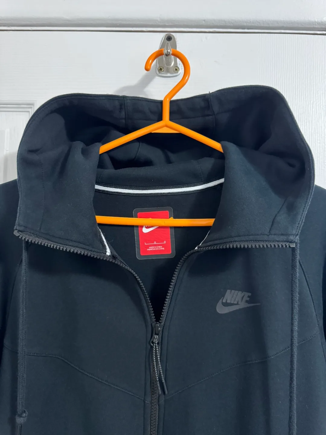 Nike Tech Fleece Windrunner Black (Large) image indicator(5)